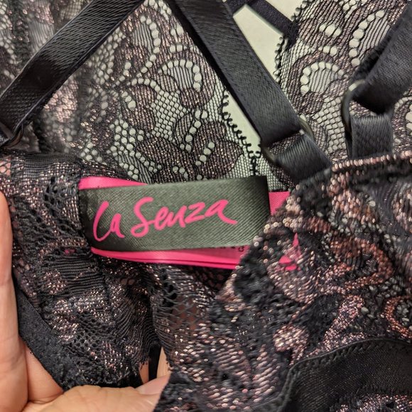 Black lace bodysuit with pink shimmer details (Medium) - Picture 4 of 5